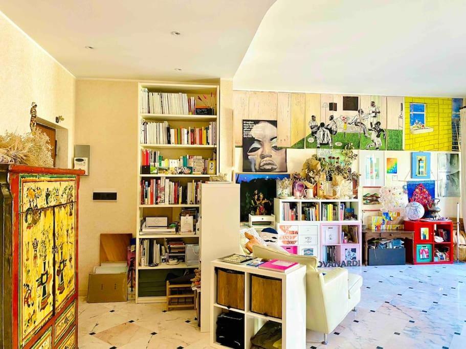 Artistic 2-bedroom Appartement *
