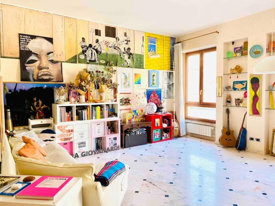 Artistic 2-bedroom Appartement