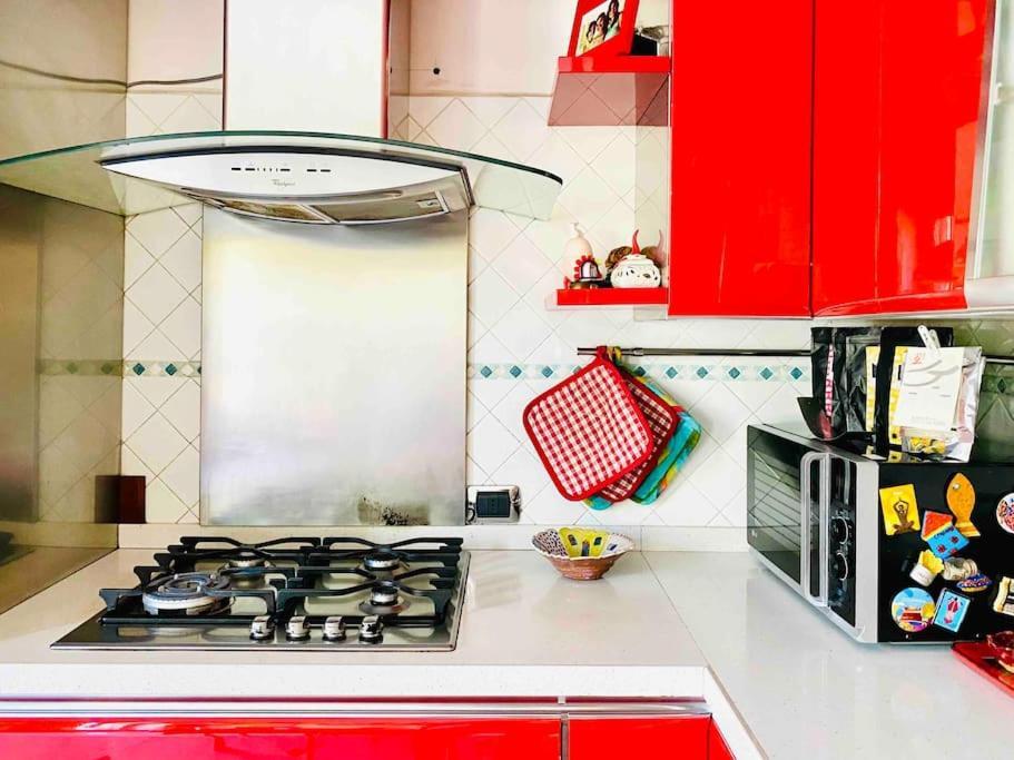 Artistic 2-bedroom Appartement
